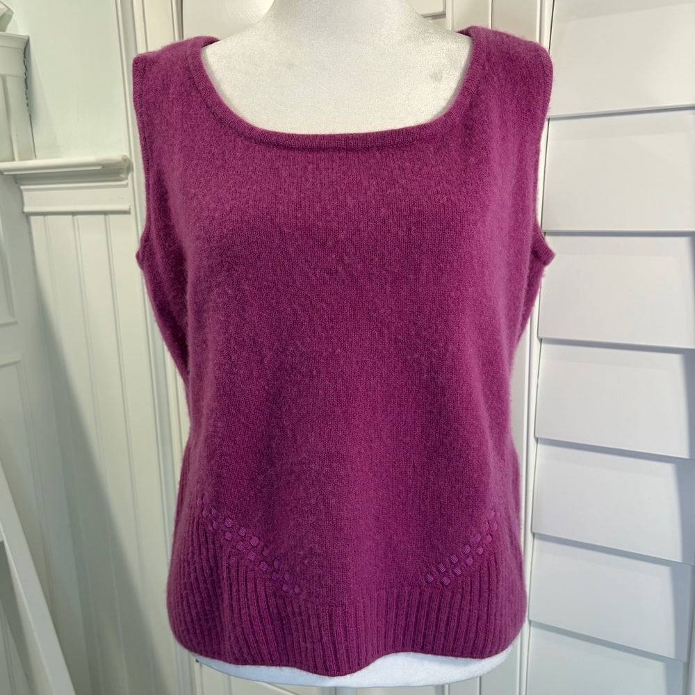 St John Cashmere Magenta Sleeveless Sweater